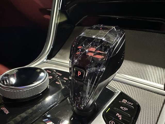 ＢＭＷ ８シリーズ Ｍ８５０Ｉ Ｘドライブ ４ＷＤ R2年 (関東) 99
