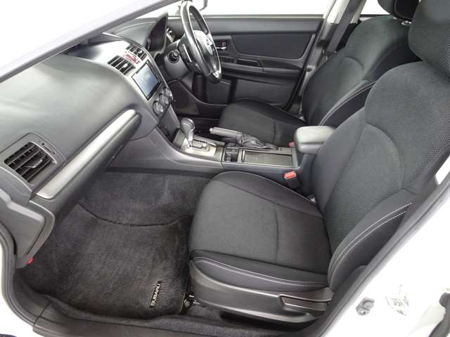 スバル インプレッサＸＶ ２．０Ｉ－Ｌ ４ＷＤ H25年 () 99
