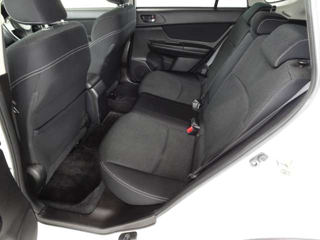スバル インプレッサＸＶ ２．０Ｉ－Ｌ ４ＷＤ H25年 () 99