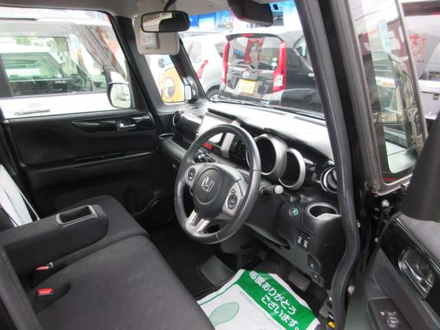 ホンダ Ｎ　ＢＯＸ ６６０ カスタムＧ ターボＡパッケージ ４ＷＤ H26年 () 99