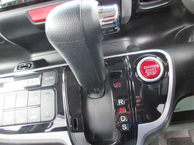 ホンダ Ｎ　ＢＯＸ ６６０ カスタムＧ ターボＡパッケージ ４ＷＤ H26年 () 99