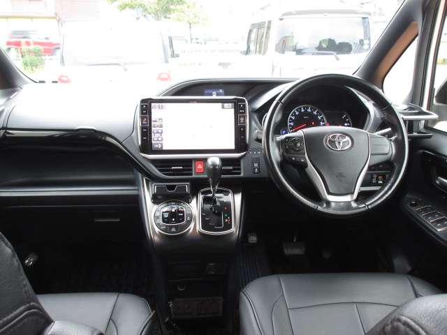 トヨタ ヴォクシー ２．０ ＺＳ H26年 (関東) 99