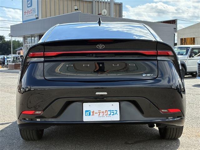 トヨタ プリウス ２．０ Ｚ Ｅ－ＦＯＵＲ ４ＷＤ R5年 (関東) 99