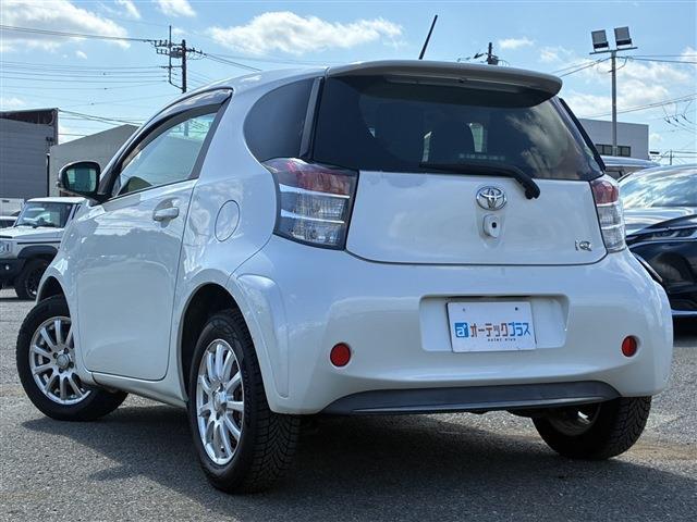 トヨタ ｉＱ １．３ １３０Ｇ ＭＴ H24年 (関東) 99