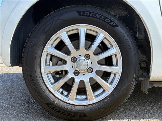 トヨタ ｉＱ １．３ １３０Ｇ ＭＴ H24年 (関東) 99