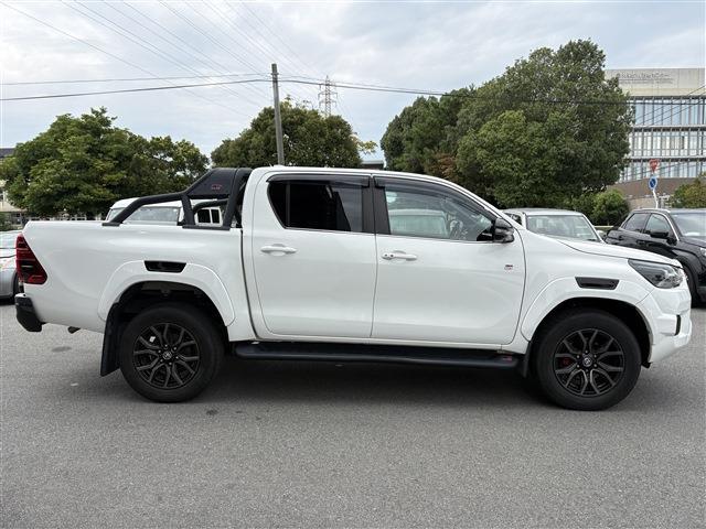 トヨタ ハイラックス ２．４ Ｚ ＧＲスポーツ ディーゼルターボ ４ＷＤ R4年 (九州・沖縄) 99