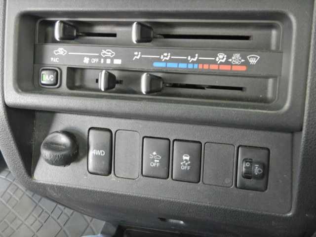 ダイハツ ハイゼットトラック ６６０ スタンダード ＳＡＩＩＩＴ ３方開 ４ＷＤ H30年 () 99