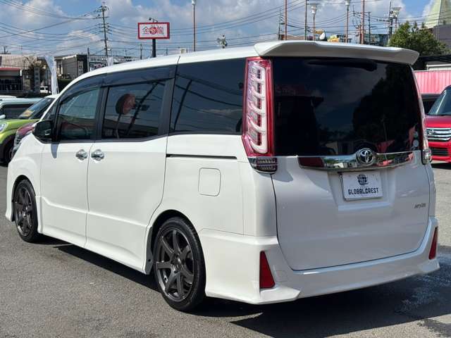 トヨタ ノア ２．０ ＳＩ ＷＸＢ H28年 (九州・沖縄) 99