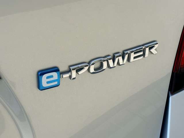 日産 ノート １．２ Ｅ－ＰＯＷＥＲ Ｘ H29年 (九州・沖縄) 99