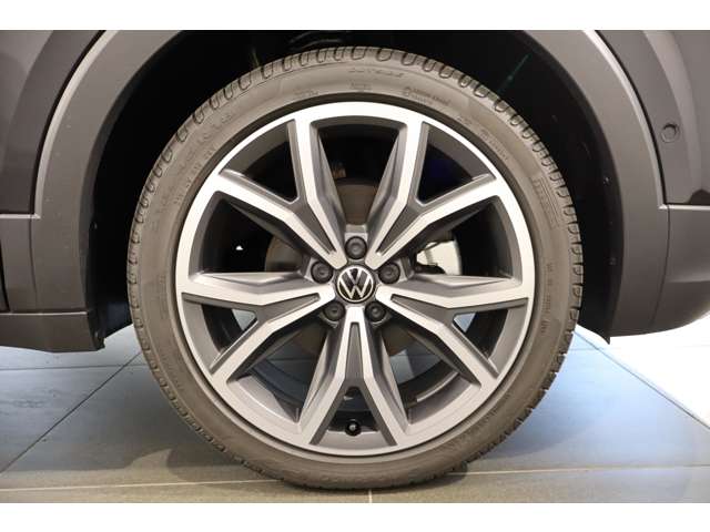 フォルクスワーゲン Ｔ－ＣＲＯＳＳ ＴＳＩ スタイル R7年 (近畿) 99