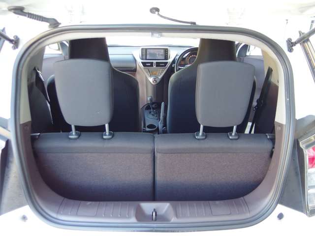 トヨタ ｉＱ １．３ １３０Ｇ H21年 (東海) 99