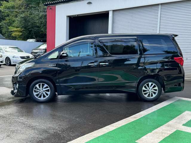 トヨタ アルファード　ハイブリッド ２．４ ＳＲ ４ＷＤ H25年 (北海道) 99
