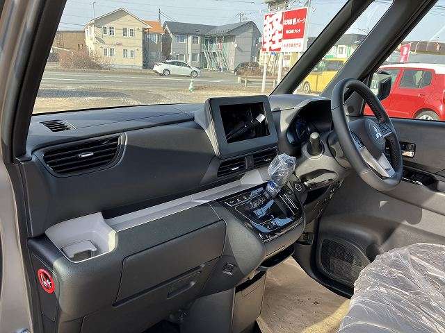 三菱 デリカ　ミニ ６６０ Ｇ プレミアム リミテッド エディション ４ＷＤ R7年 (北海道) 99