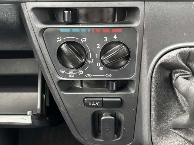 ダイハツ ハイゼットバン ６６０ Ｇ ４ＷＤ H30年 (北海道) 99