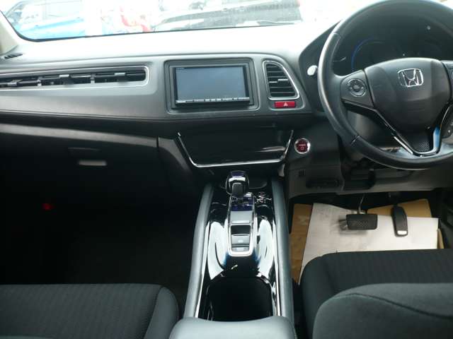 ホンダ ヴェゼル １．５ ハイブリッド Ｘ ４ＷＤ H26年 () 99