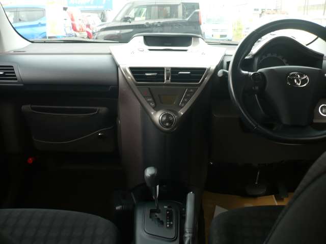 トヨタ ｉＱ １．０ １００Ｇ H21年 () 99