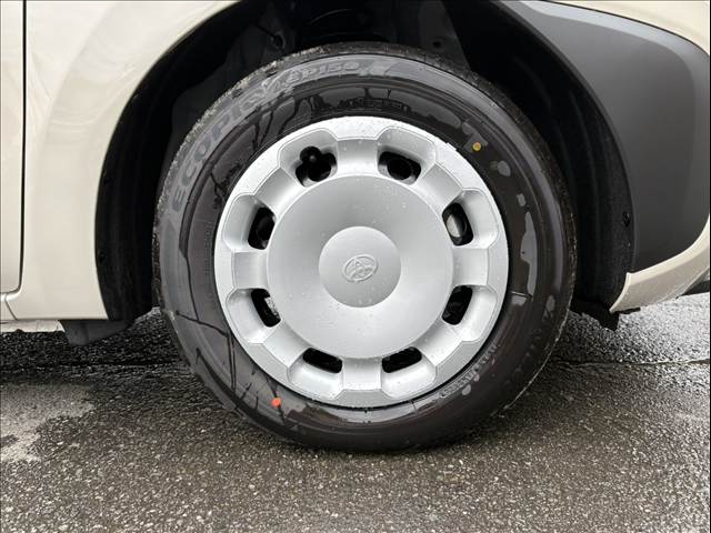 トヨタ シエンタ １．５ Ｘ R8年 (関東) 99