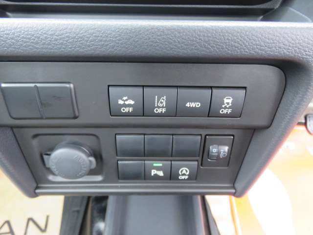 日産 クリッパートラック ６６０ ＤＸ ４ＷＤ R8年 (東北) 99