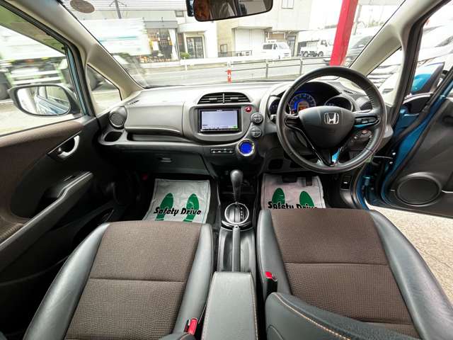 ホンダ フィット　シャトル　ハイブリッド １．３ スマートセレクション H23年 (関東) 99