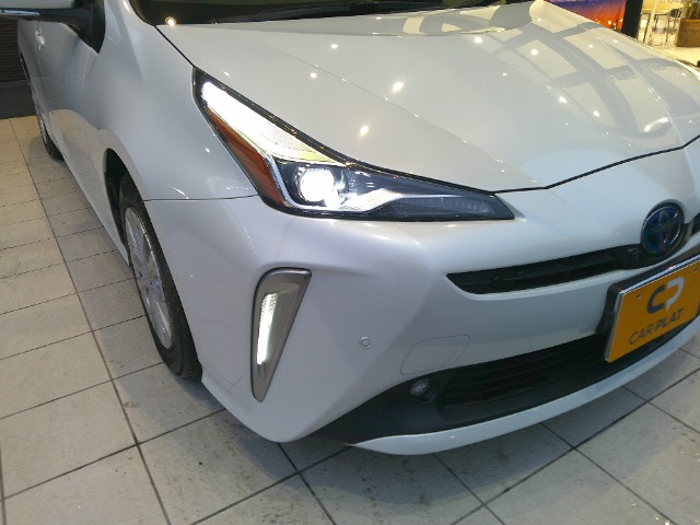 トヨタ プリウス １．８ Ｓ セーフティ プラスＩＩ R3年 (関東) 99