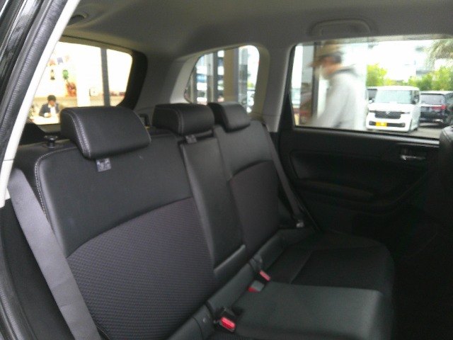 スバル フォレスター ２．０ Ｓ リミテッド ４ＷＤ H27年 (関東) 99