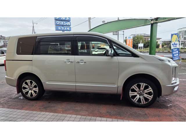 三菱 デリカ　Ｄ：５ ２．２ Ｐ ディーゼルターボ ４ＷＤ R2年 (関東) 99