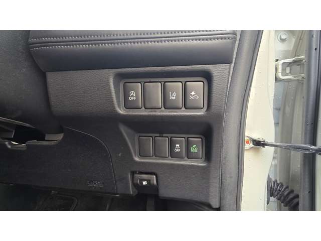 三菱 デリカ　Ｄ：５ ２．２ Ｐ ディーゼルターボ ４ＷＤ R2年 (関東) 99