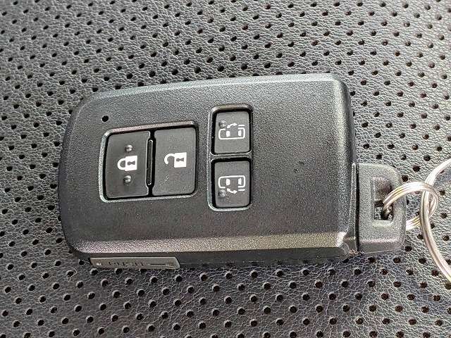 トヨタ エスクァイア ２．０ ＧＩ H27年 (関東) 99