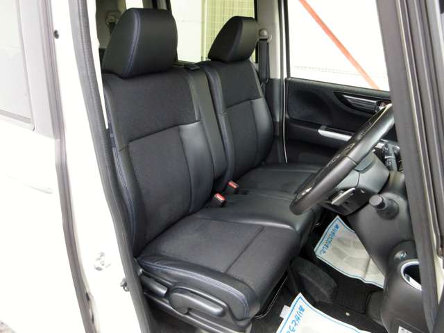 ホンダ Ｎ　ＢＯＸ ６６０ カスタムＧ ターボＳＳパッケージ ブラックスタイル H29年 (関東) 99