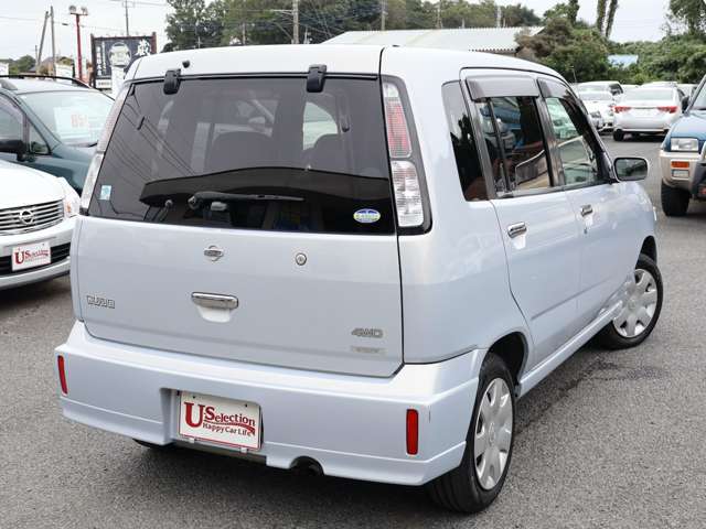 日産 キューブ １．３ アルテ ＣＶＴ－Ｍ６ ４ＷＤ H13年 (関東) 99