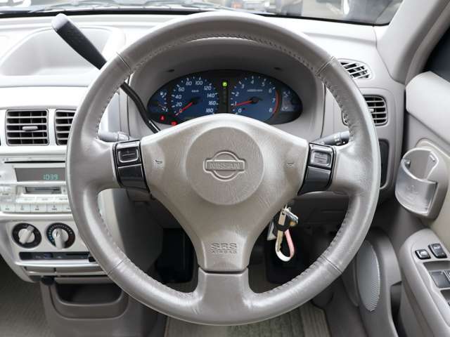 日産 キューブ １．３ アルテ ＣＶＴ－Ｍ６ ４ＷＤ H13年 (関東) 99
