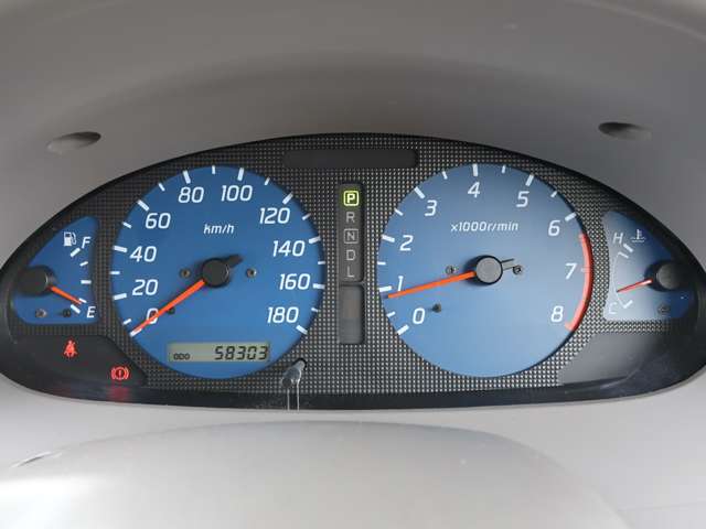 日産 キューブ １．３ アルテ ＣＶＴ－Ｍ６ ４ＷＤ H13年 (関東) 99