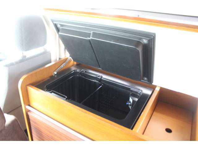 トヨタ ハイエースバン トイファクトリー H22年 (関東) 99