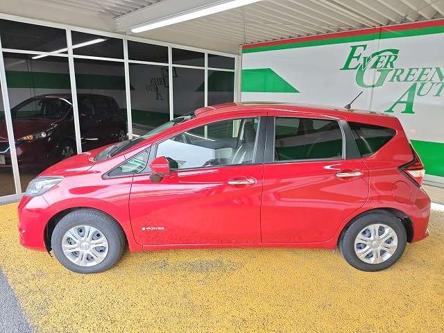 日産 ノート １．２ Ｅ－ＰＯＷＥＲ Ｘ H29年 (関東) 99