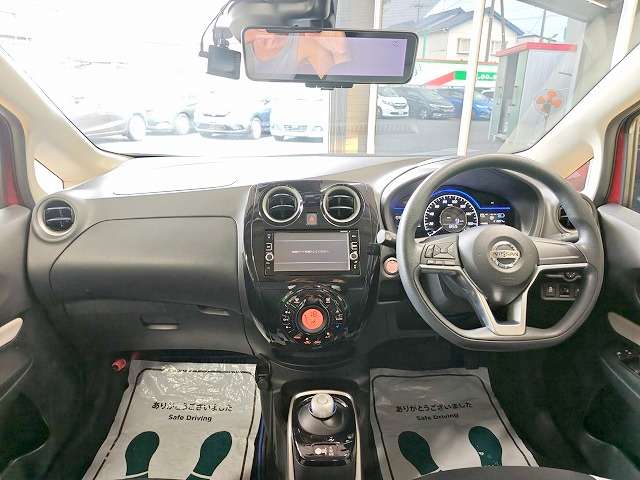 日産 ノート １．２ Ｅ－ＰＯＷＥＲ Ｘ H29年 (関東) 99