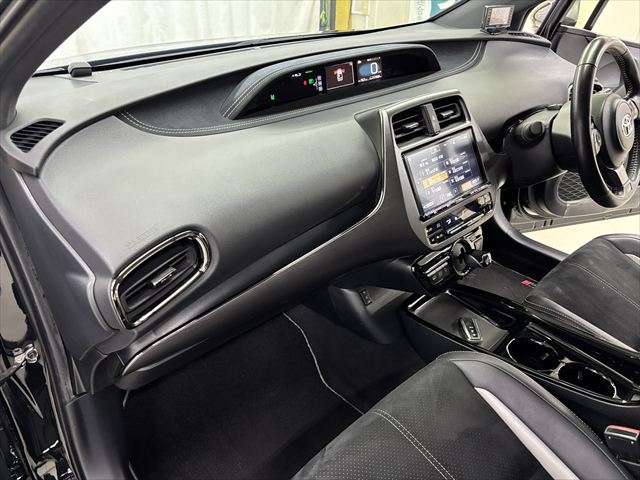 トヨタ プリウスＰＨＶ １．８ Ｓ ＧＲ スポーツ H30年 (近畿) 99