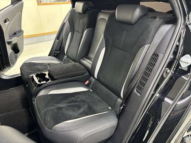 トヨタ プリウスＰＨＶ １．８ Ｓ ＧＲ スポーツ H30年 (近畿) 99