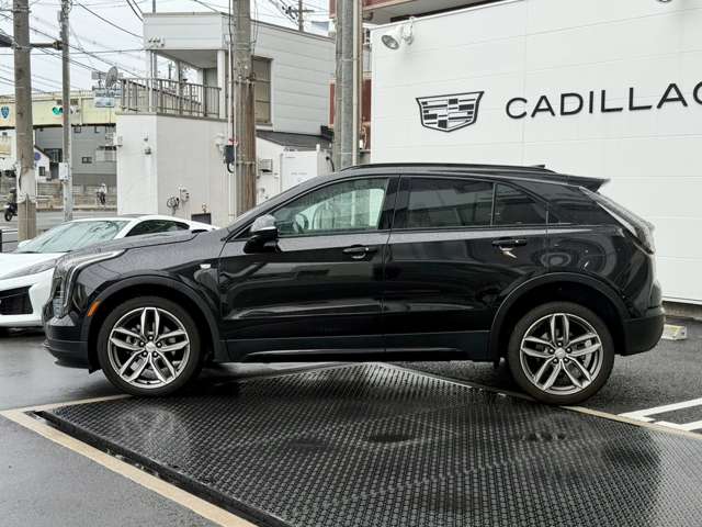 キャデラック ＸＴ４ スポーツ ４ＷＤ R5年 (近畿) 99