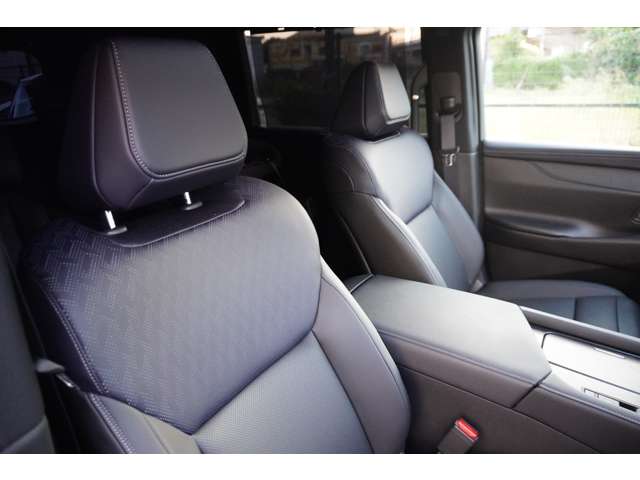 日産 エルグランド １．５ Ｘ Ｅ－４ＯＲＣＥ ４ＷＤ R8年 () 99