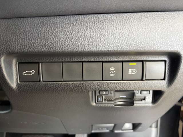 トヨタ ハリアー　ハイブリッド ２．５ ハイブリッド Ｇ R5年 (近畿) 99
