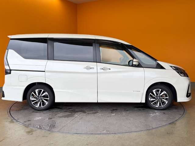 日産 セレナ ２．０ ハイウェイスター Ｖ R2年 (近畿) 99