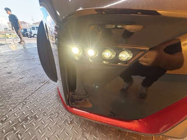 日産 ノート １．２ Ｅ－ＰＯＷＥＲ ＮＩＳＭＯ H29年 (近畿) 99