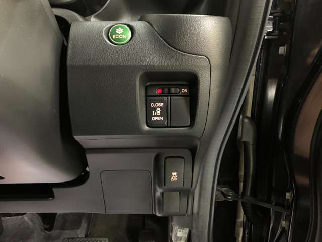 ホンダ Ｎ　ＢＯＸ ６６０ カスタムＧ Ｌパッケージ H24年 (近畿) 99