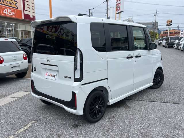 ホンダ Ｎ　ＢＯＸ カスタム ６６０ ブラック スタイル R8年 (近畿) 99