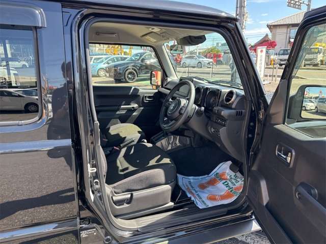 スズキ ジムニー　ノマド １．５ ＦＣ ４ＷＤ R7年 (近畿) 99