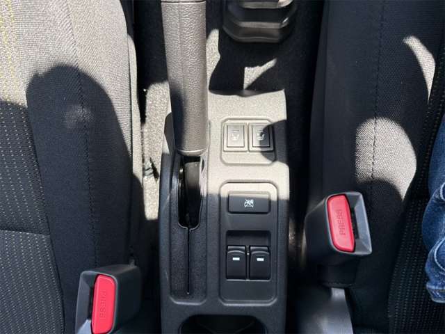 スズキ ジムニー　ノマド １．５ ＦＣ ４ＷＤ R7年 (近畿) 99