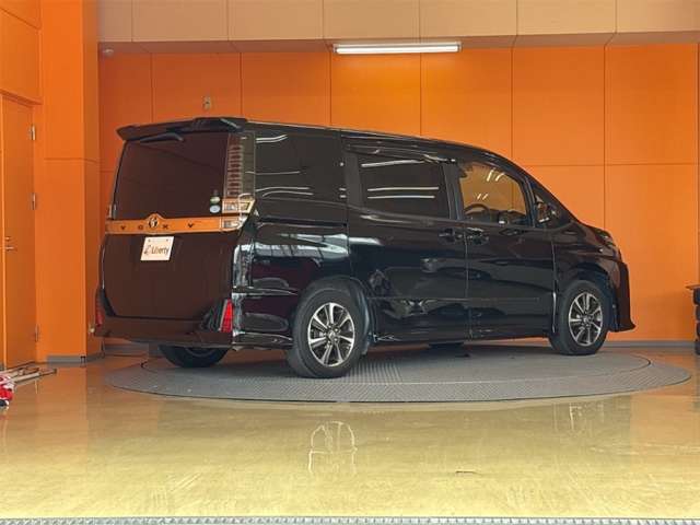 トヨタ ヴォクシー ２．０ ＺＳ H29年 (近畿) 99