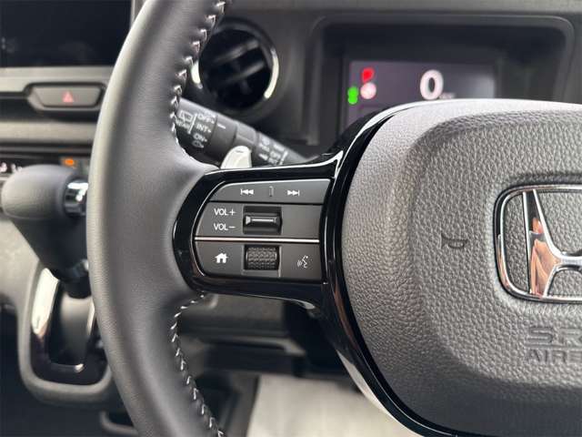 ホンダ Ｎ　ＢＯＸ カスタム ６６０ ターボ コーディネートスタイル ２トーン R8年 (近畿) 99