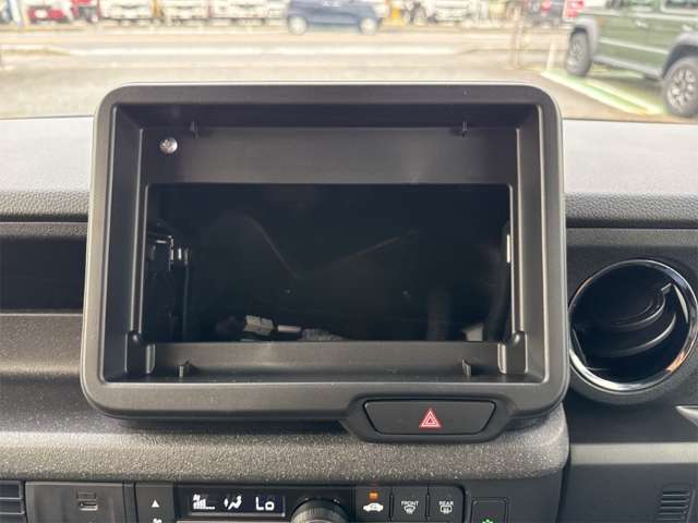 ホンダ Ｎ　ＢＯＸ カスタム ６６０ ターボ コーディネートスタイル ２トーン R8年 (近畿) 99