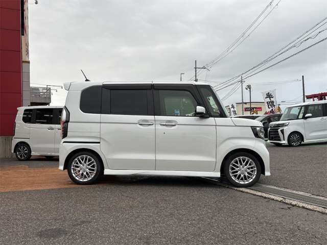 ホンダ Ｎ　ＢＯＸ カスタム ６６０ ＥＸ ターボ R4年 (近畿) 99